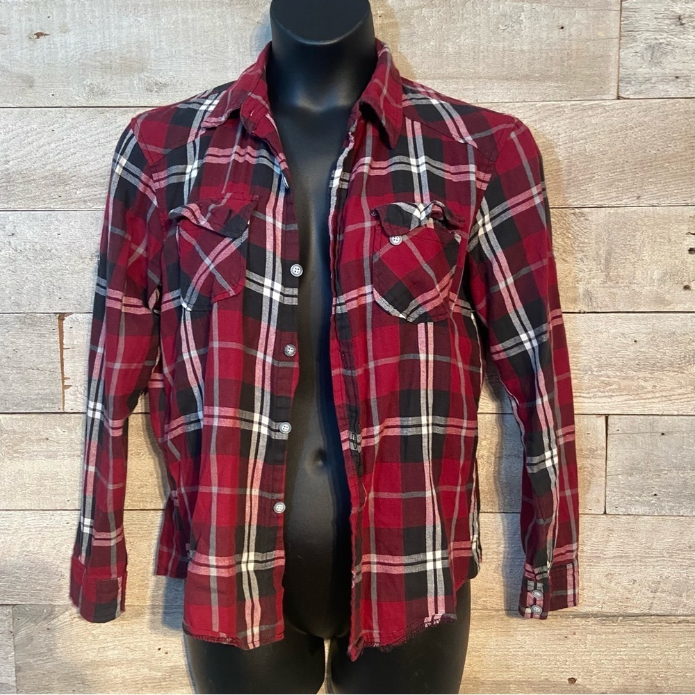 🛍️3/$30 Dangoon men’s red plaid button up shirt in size x-large